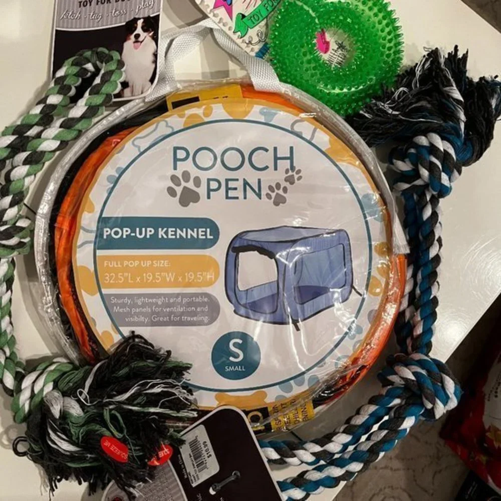 Pop-Up‎ Kennel  / Pooch Pen & Three Dog Toys  (Size Small) (new)
